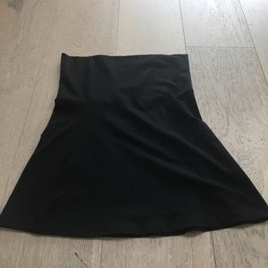 Susana Monoco Black Above-The-Knee skirt — Small